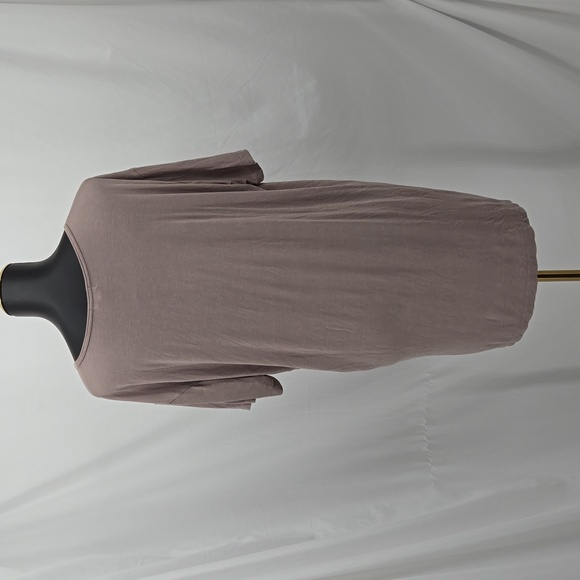 Tobi Short Sleeve Taupe V Neckline Long Oversized Style Soft Fabric Size Large - Picture 5 of 9